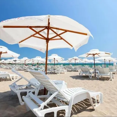 The Red Apartment Burgas